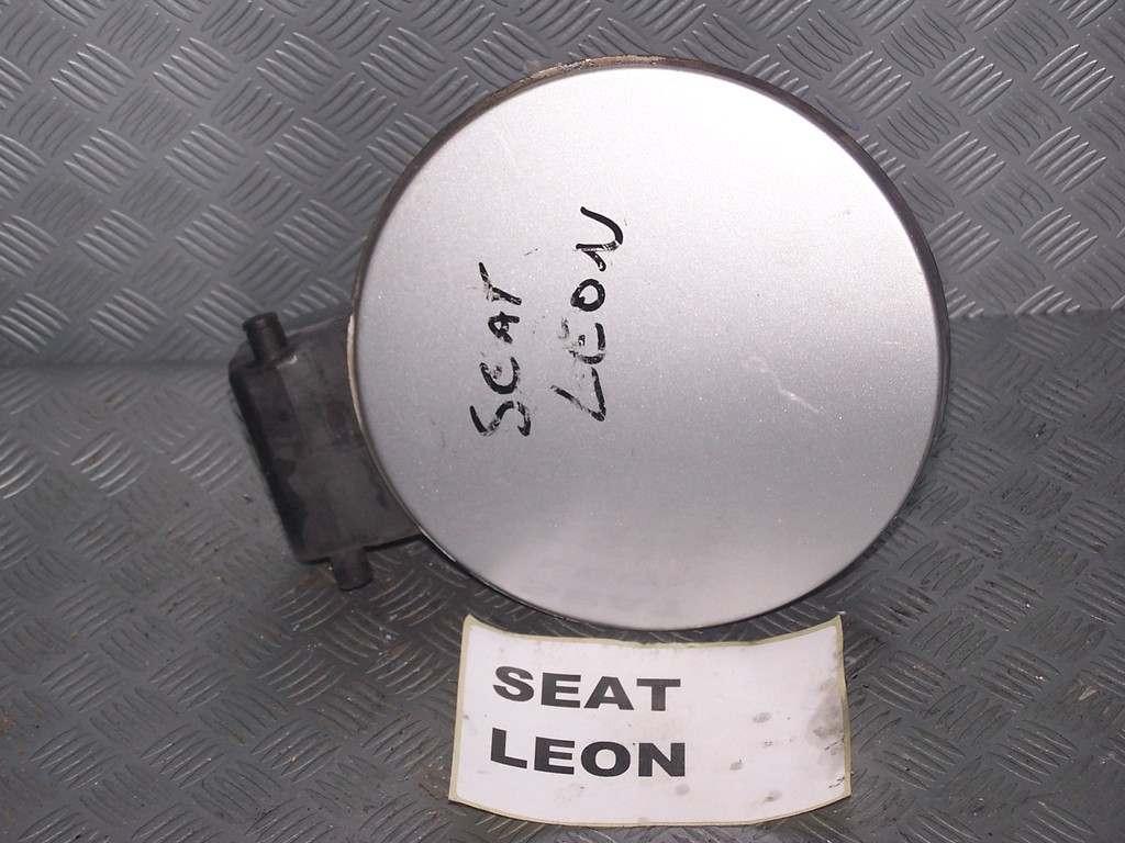 Seat leon dal 1999 al 2005 sportellino carburante
