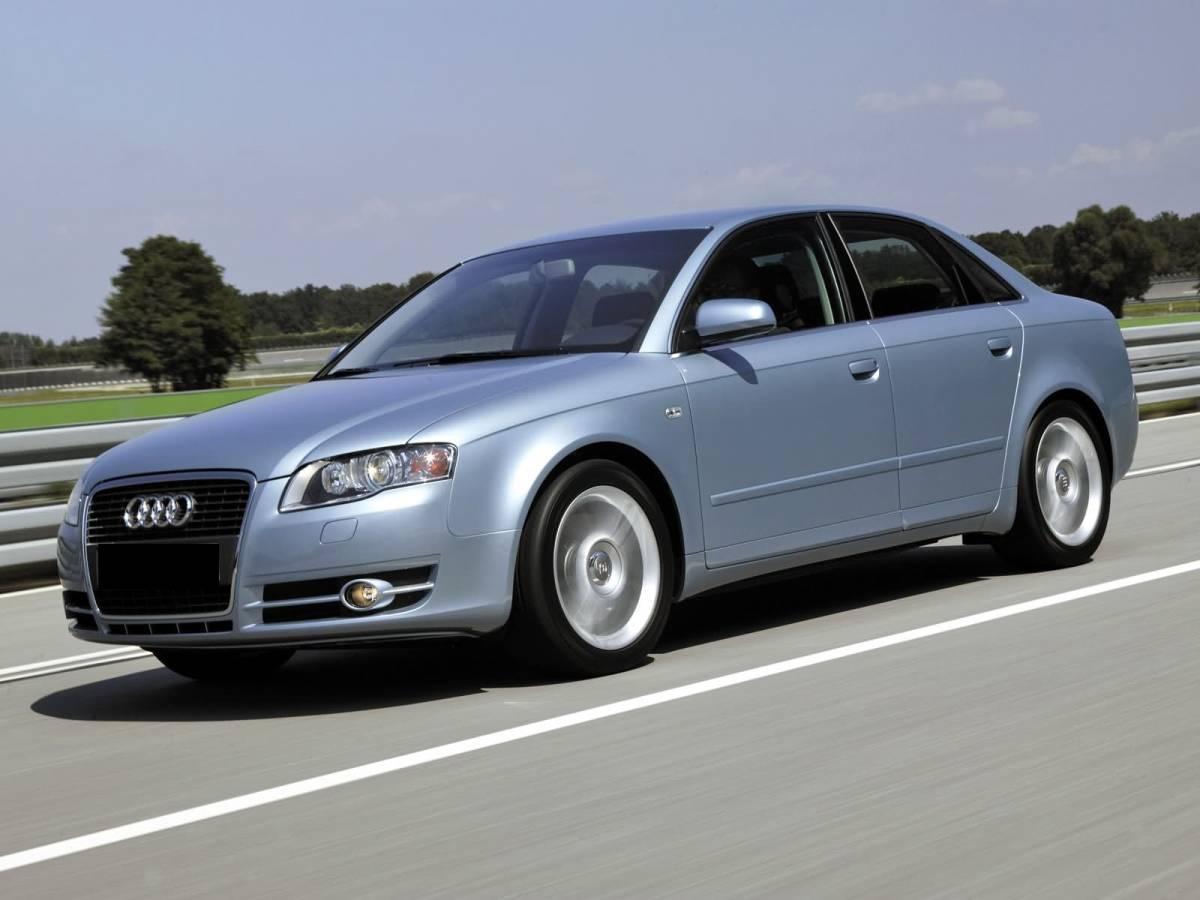 8E0823301F CERNIERE COFANO ANT AUDI A4 2007 <br />