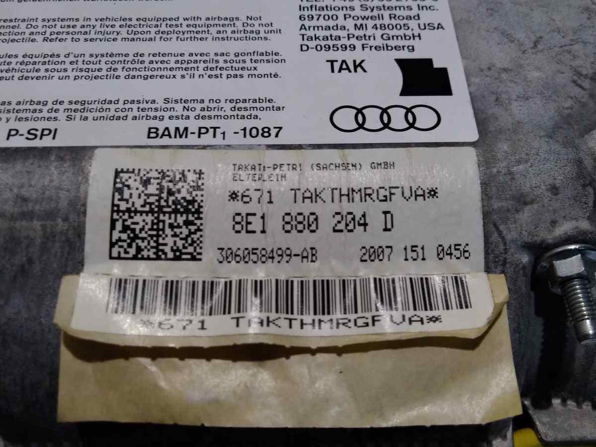 CRUSCOTTO + KIT AIRBAG  AUDI A4 2007 8E1857041T1CR<br /><br />