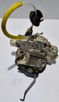 SERRATURA PORTIERA POST SX AUDI A4 2007 8E0839015<br /><br /><br />