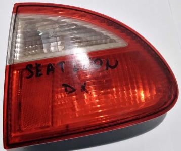 FANALE POST EST DX SEAT LEON 1SERIE 1M694511201C<br /><br /><br />