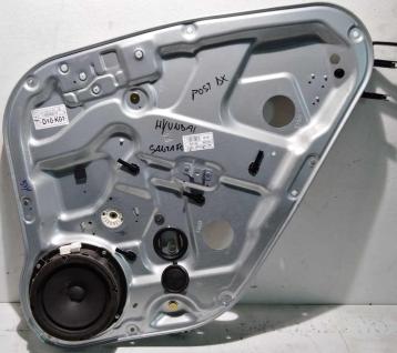 PANNELLO ALZAVETRO POST DX HYUNDAI SANTA FE 834812B000<br /><br /><br />