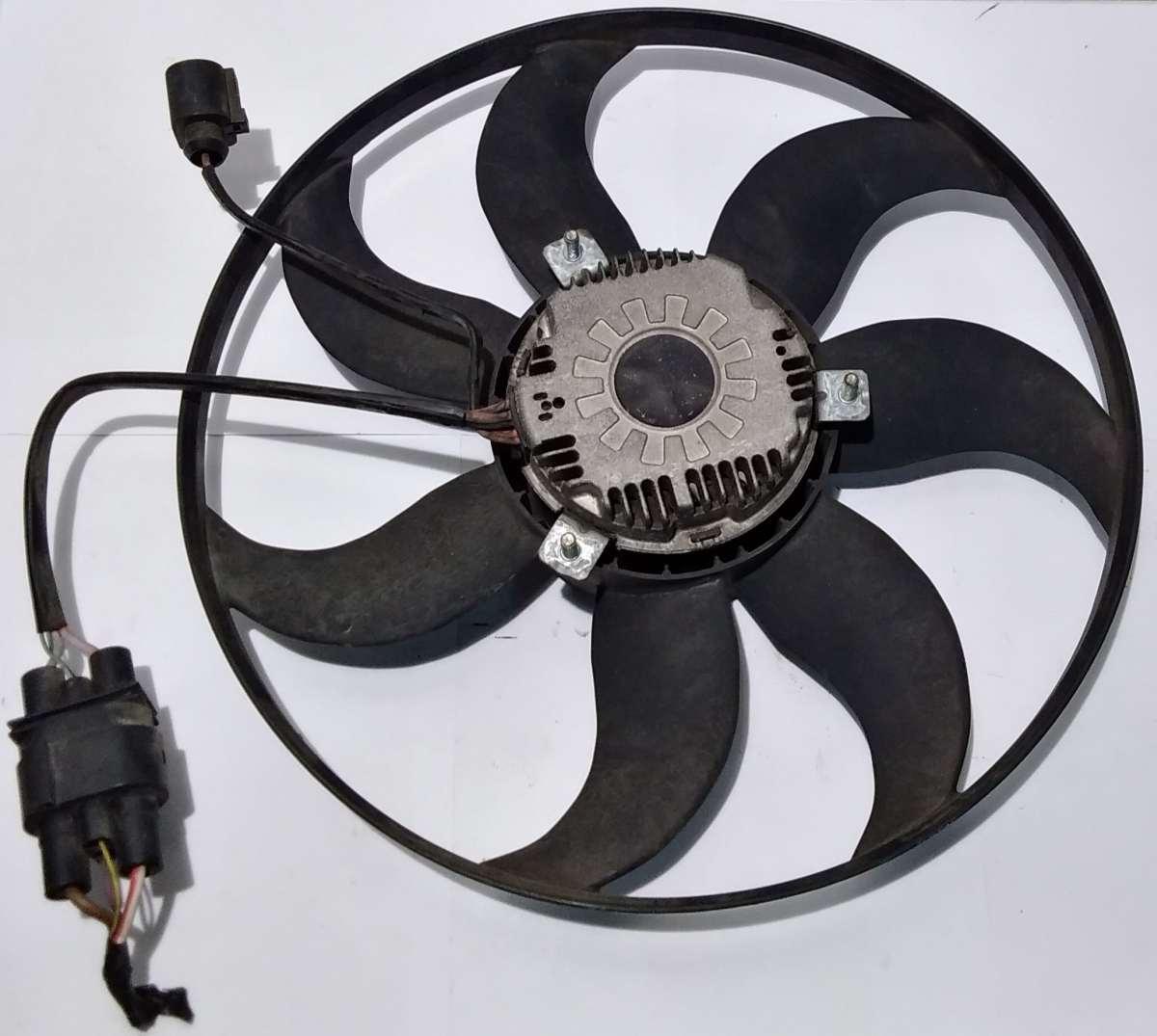 VENTOLA RADIATORE SEAT LEON 2005/12 1K0959455P<br /><br /><br />