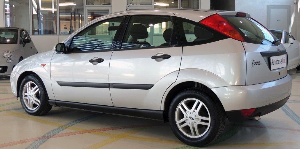 GRIGLIA PARAURTI FORD FOCUS 1 SERIE 98AB8200CH<br />