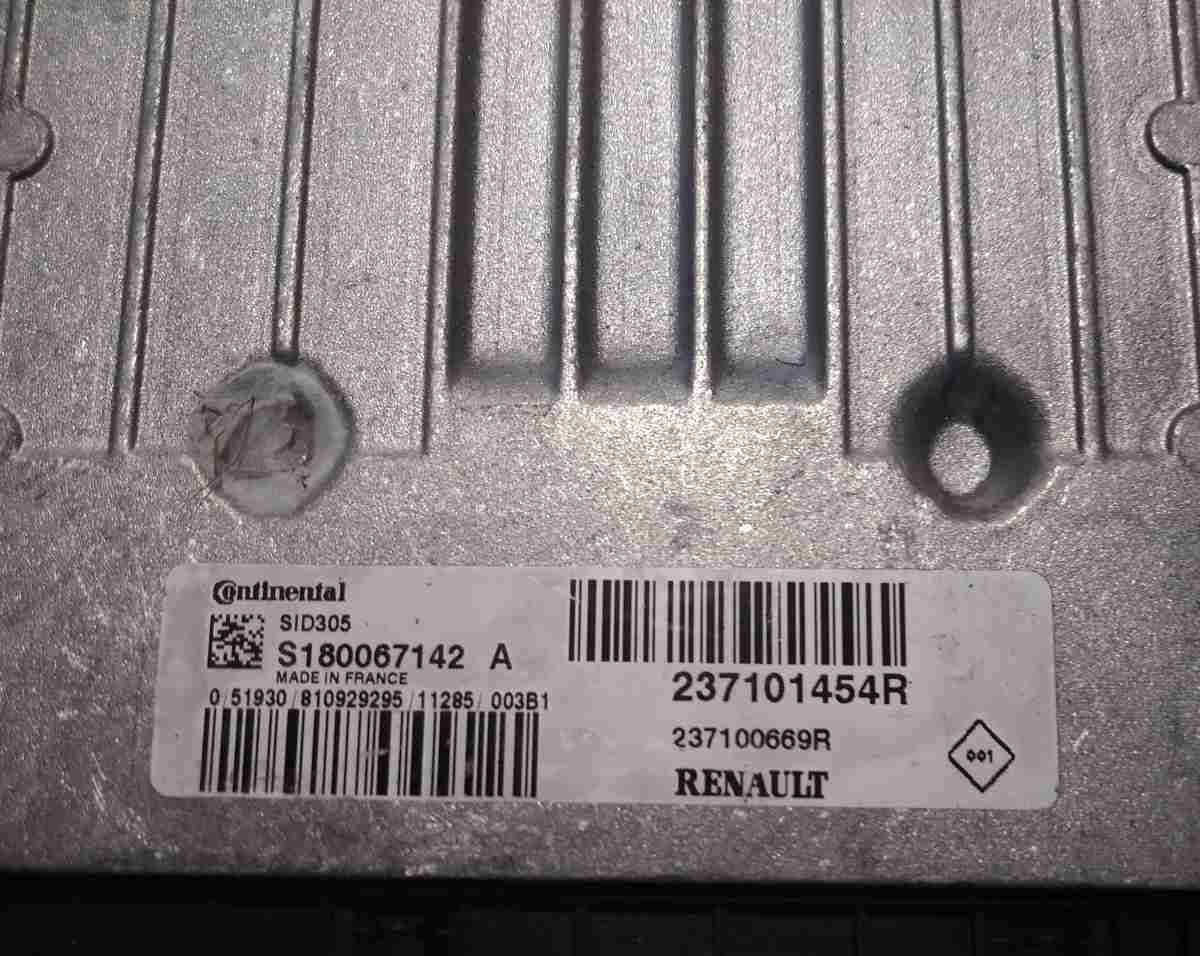 CENTRALINA MOTORE RENAULT MEGANE1.5 DCI 2011 237101454R<br />