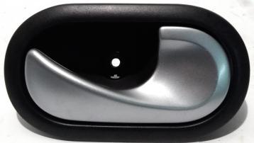 MANIGLIA INTERNA ANT DX RENAULT CLIO 2010 8200730863<br /><br /><br />