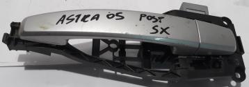 MANIGLIA PORTIERA POST SX OPEL ASTRA 2005 13142770<br /><br /><br />