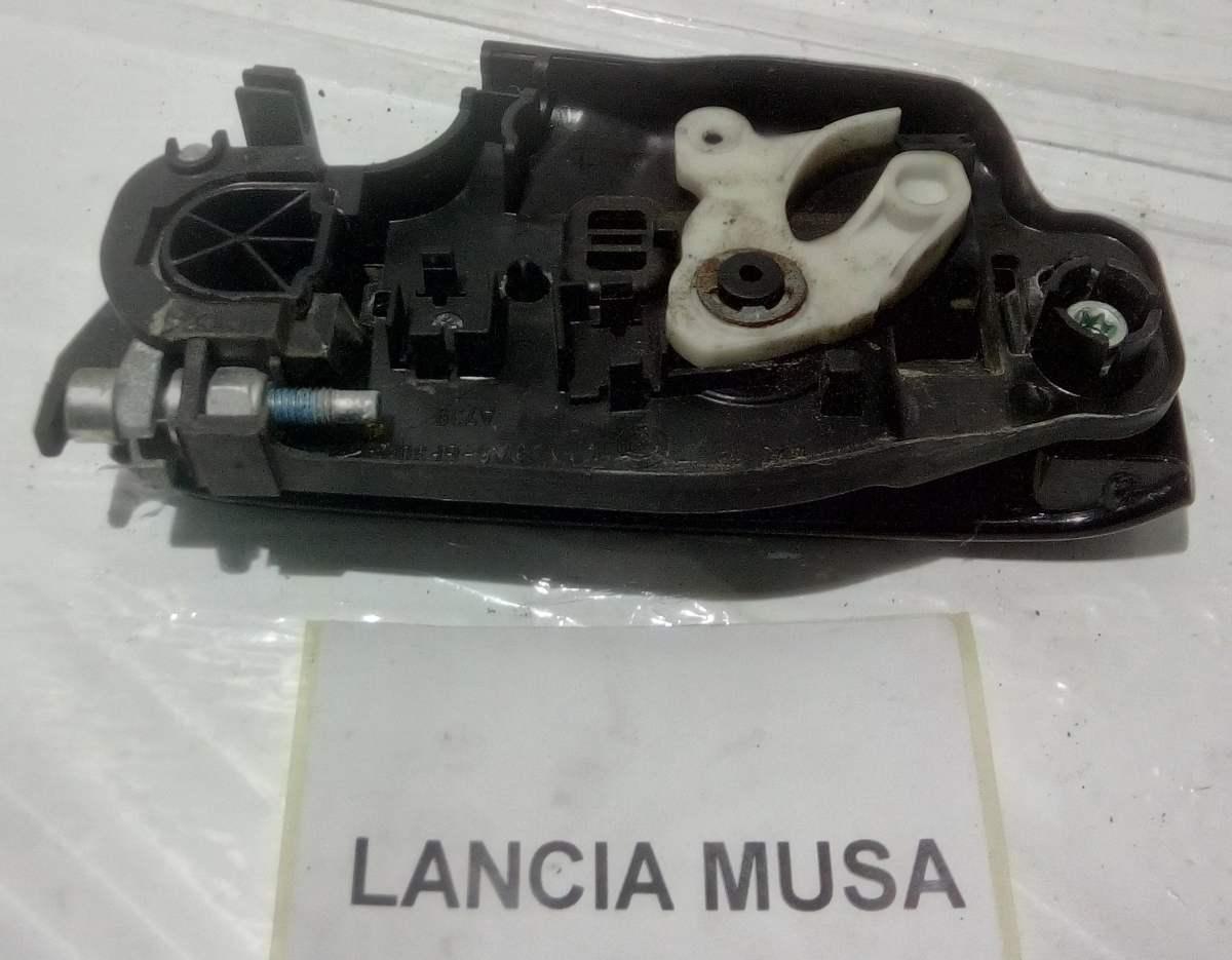 MANIGLIA PORTIERA POST SX LANCIA MUSA 1.3 MTJ 735369030<br /><br /><br />