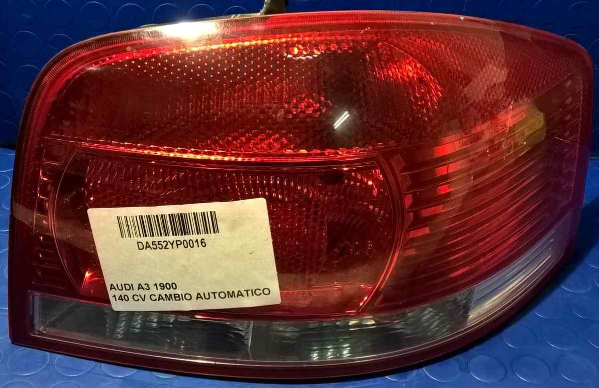 FANALE DX AUDI A3 2.0 TDI 2005 8P0945258<br /><br /><br />