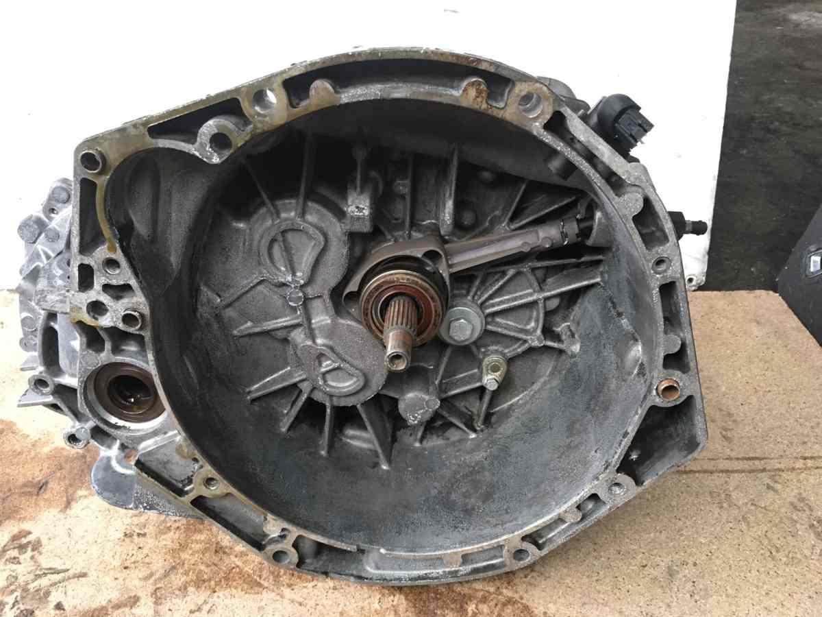 SCATOLA CAMBIO RENAULT LAGUNA 2010 2000 DCI 8200017301<br />