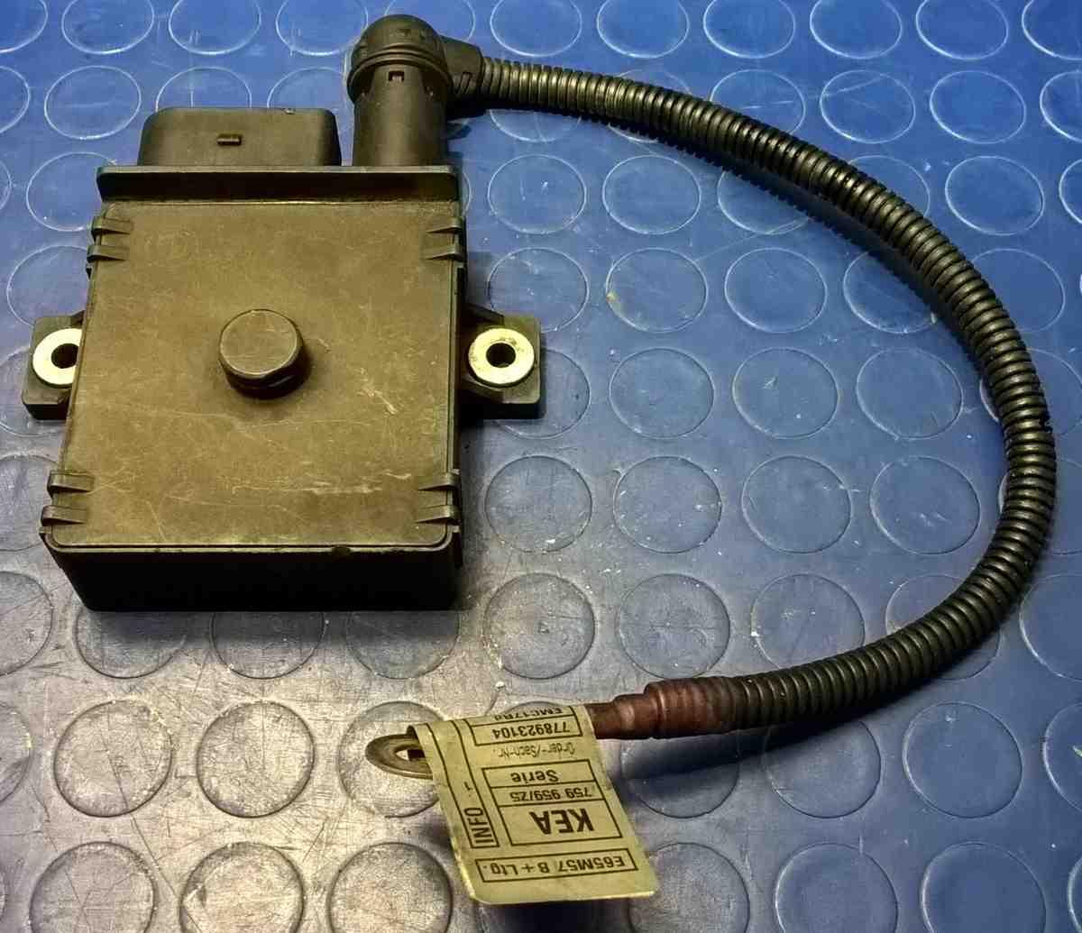 RELAY CONTROL UNIT BMW SERIE 5 530D 2006 778923004<br /><br /><br />