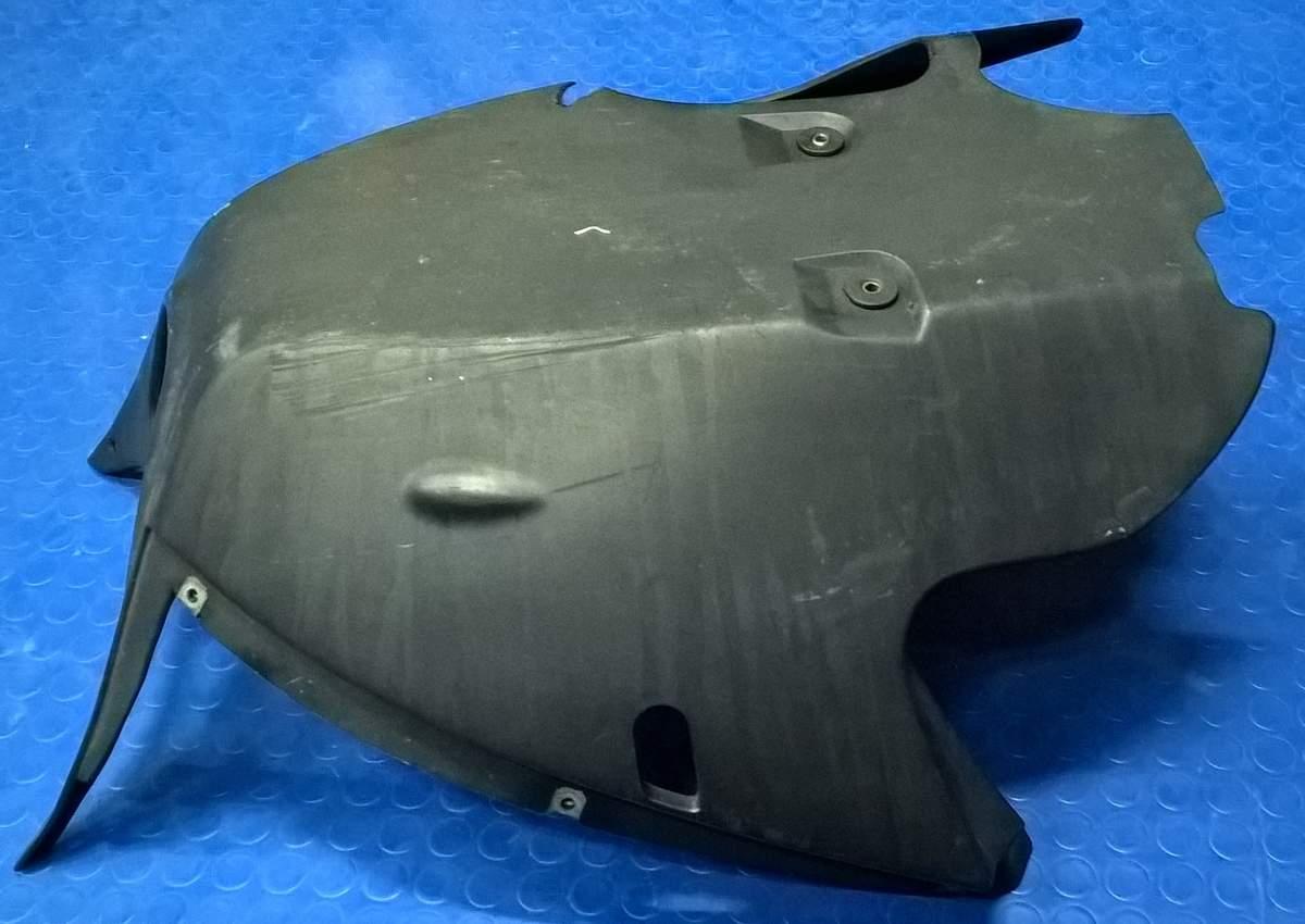 CARENA INFERIORE BMW K1200 RS 2003 46632307781<br /><br /><br /><br />