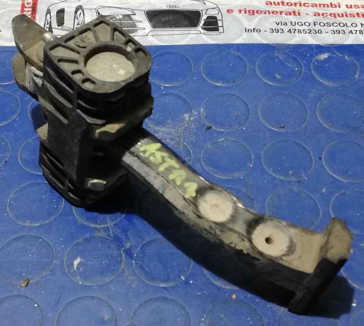 TIRANTE PORTIERA POST DX OPEL ASTRA H 2005 13107851<br /><br /><br />