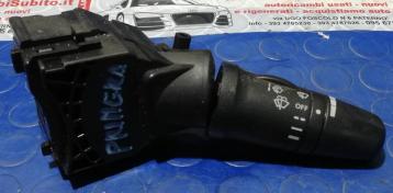 LEVA COMANDI TERGICRISTALLI NISSAN PRIMERA 1.9 DCI 2006 25260AV716<br /><br /><br />