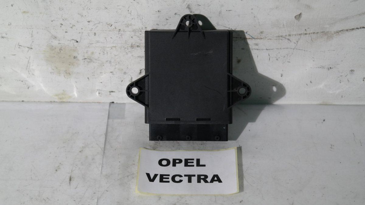 Opel vectra 13111457 / 5wk4 6002 centralina