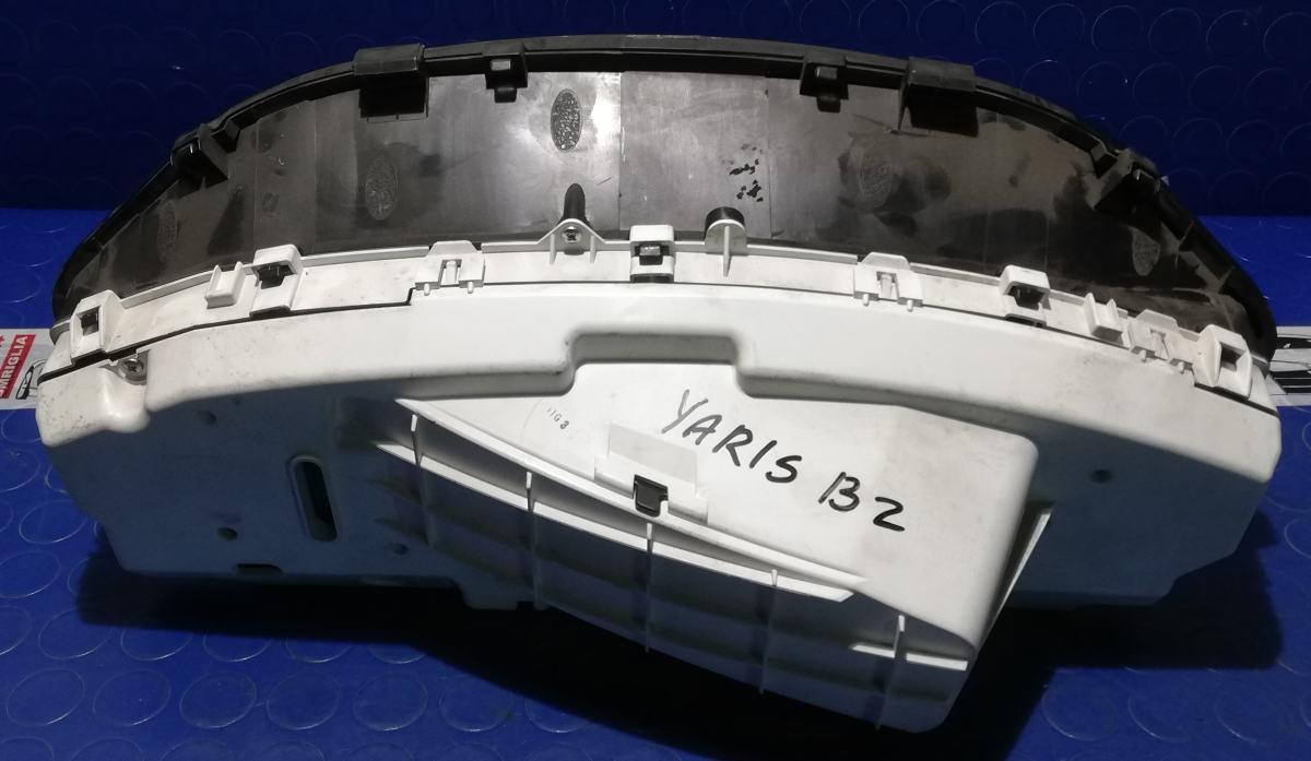 CONTAKM TOYOTA YARIS 1.0 BZ 2007 8380052A70<br /><br /><br />