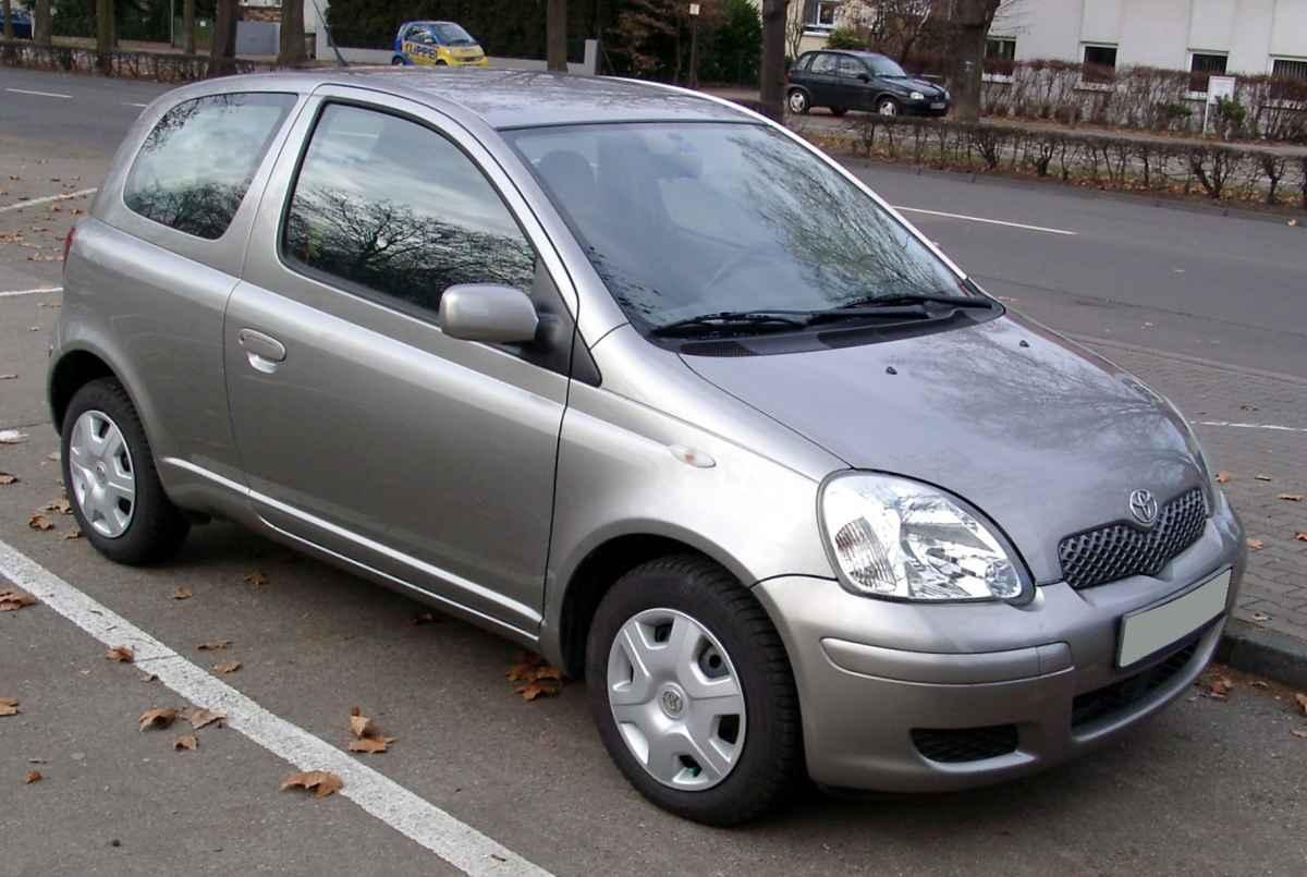 PORTAFILTRO ARIA TOYOTA YARIS 2004 1.0 BZ 177510J010<br /><br /><br />