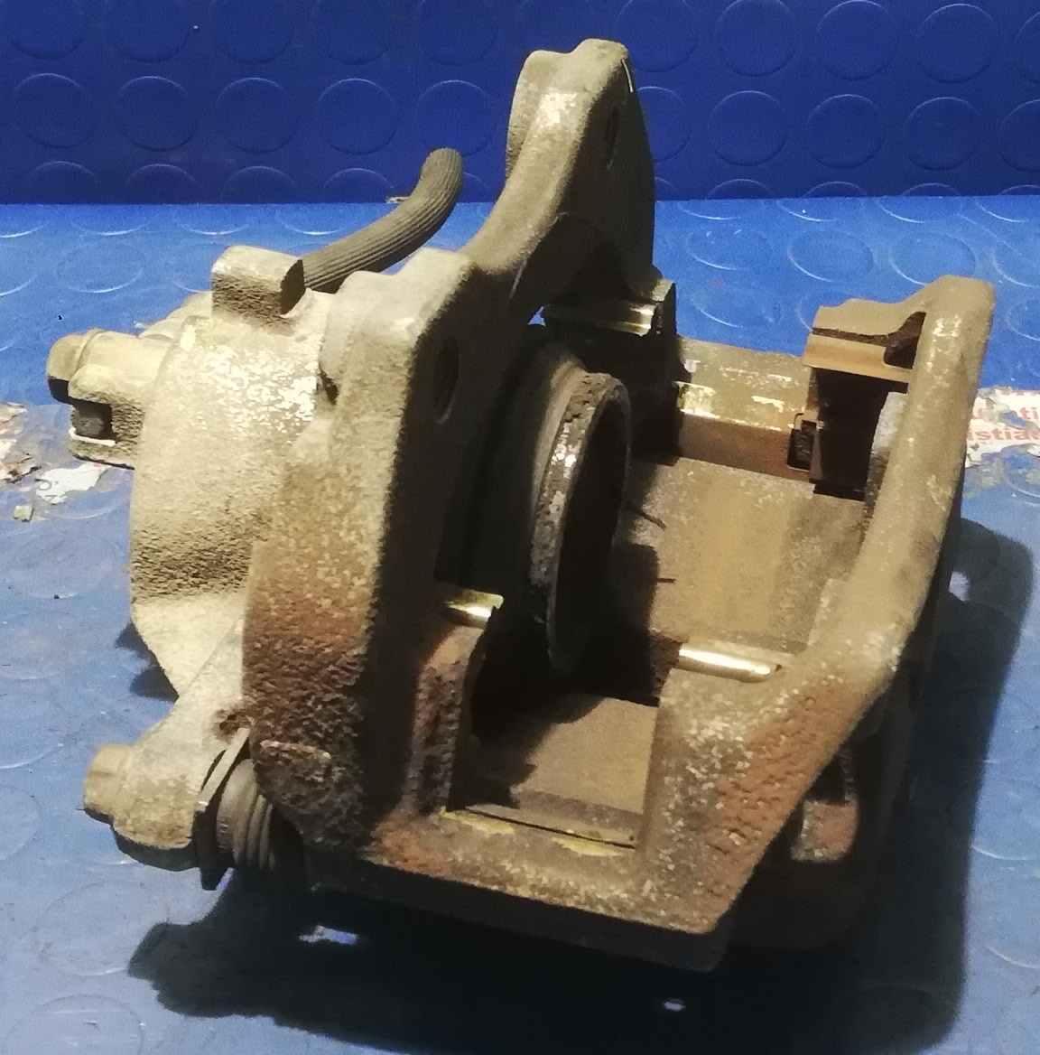 PINZA FRENO ANT DX NISSAN PRIMERA 1.9 DCI 410014U100<br /><br /><br />