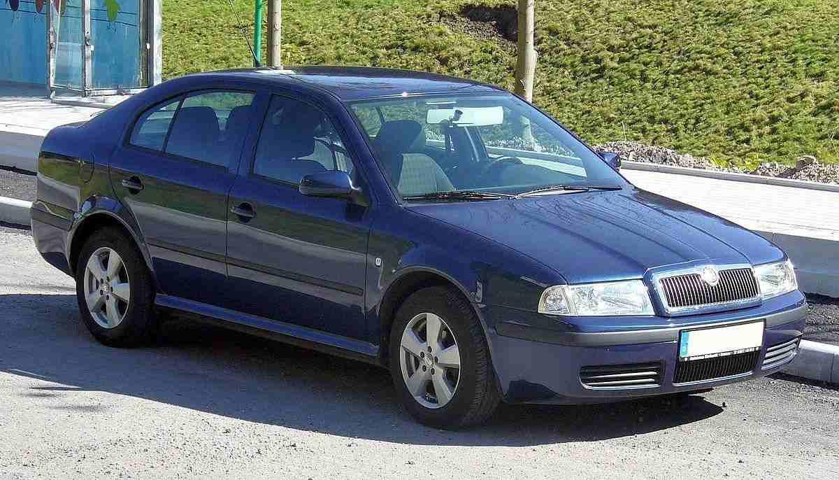 portafiltro carburante skoda octavia 1900 tdi 1K0127400K<br />