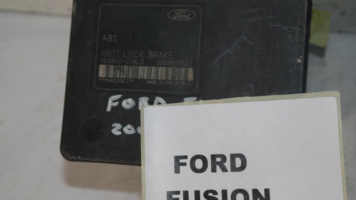 Ford fusion 1400 bz 2s612m110ce / 1002060093 centralina abs