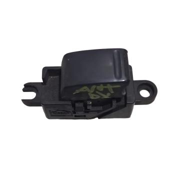 Pulsante alzavetro ant dx nissan almera bm520
