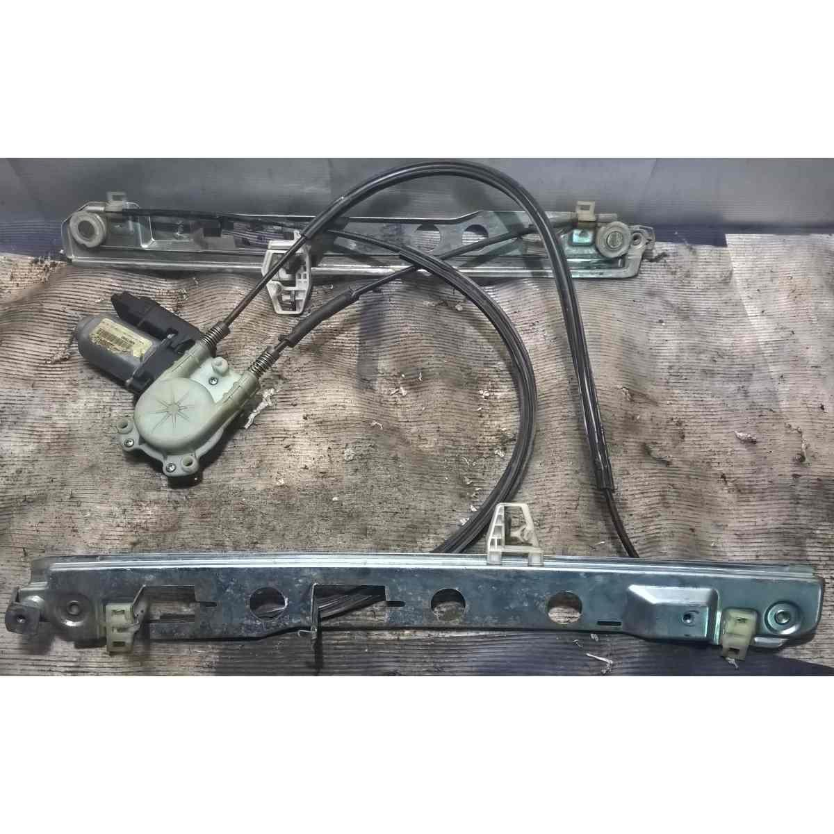 alzacristallo ant sx renault megane 3 porte 128000471