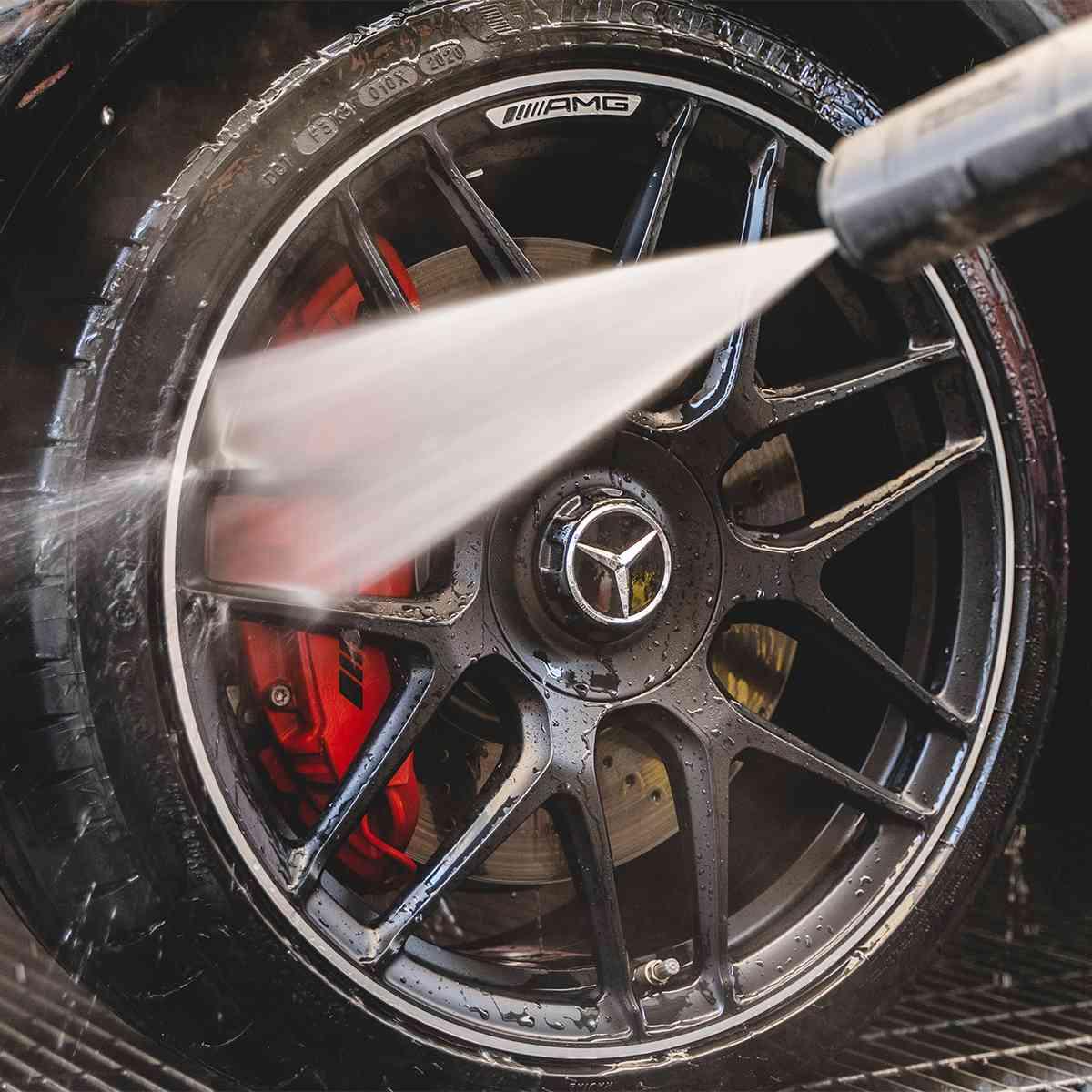 Mafra  wheel e tyre Rimuove polveri di freni e sporco stradale della tua auto e moto