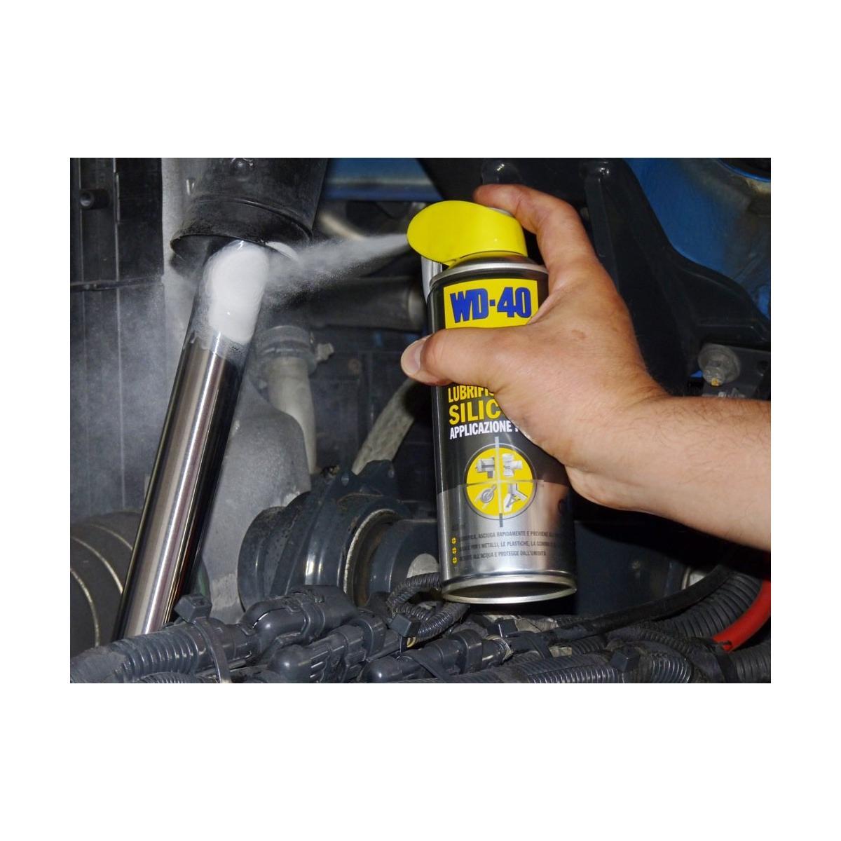 WD-40 Specialist Lubrificante al Silicone Spray Applicazione Pulita 400 ml (originale)