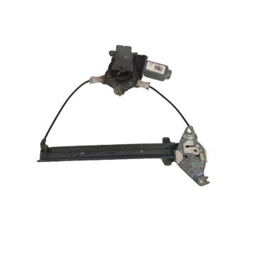 Alzavetro post sx nissan qashqai +2