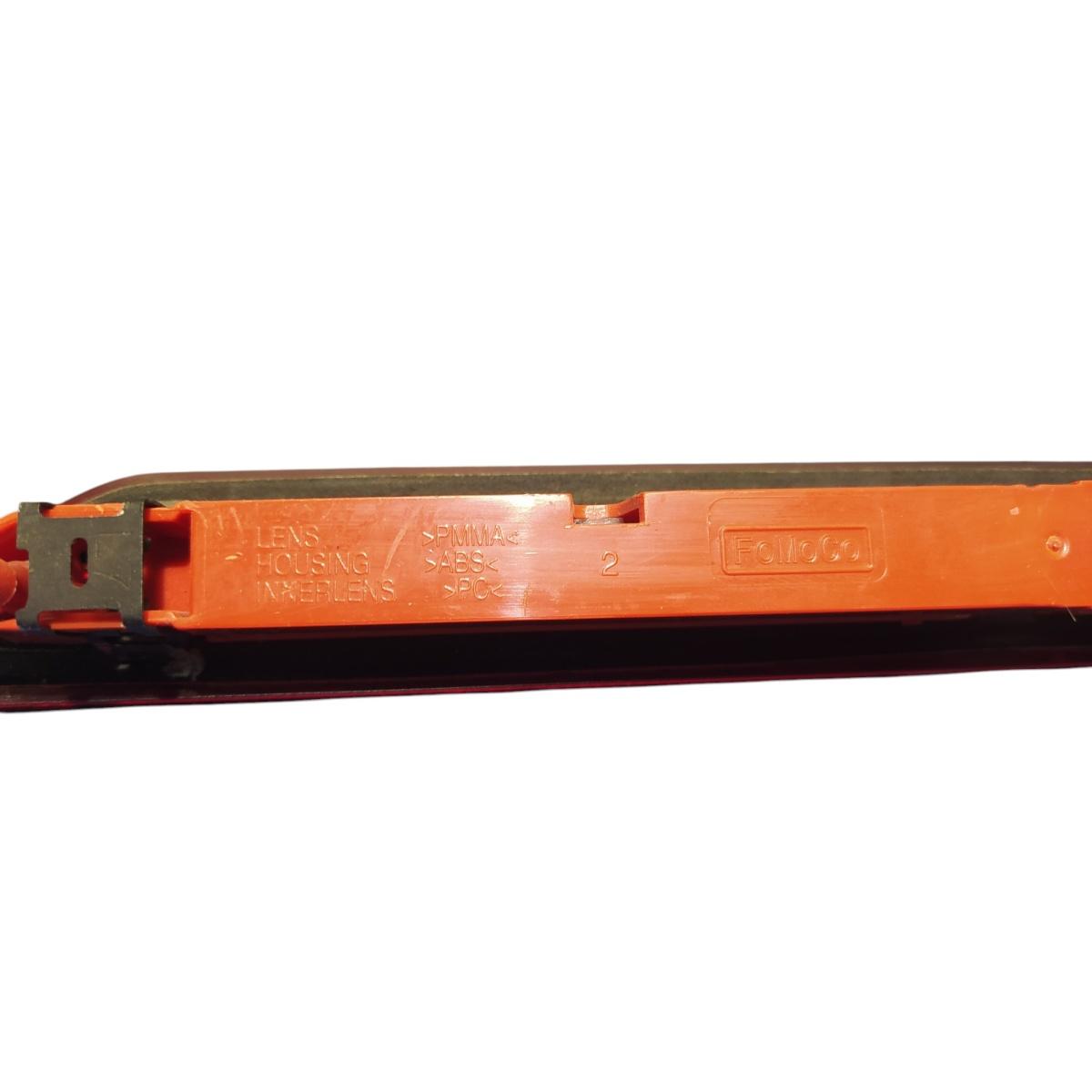 terza luce di stop ford kuga 2011  cj5413a601<br /><br /><br />