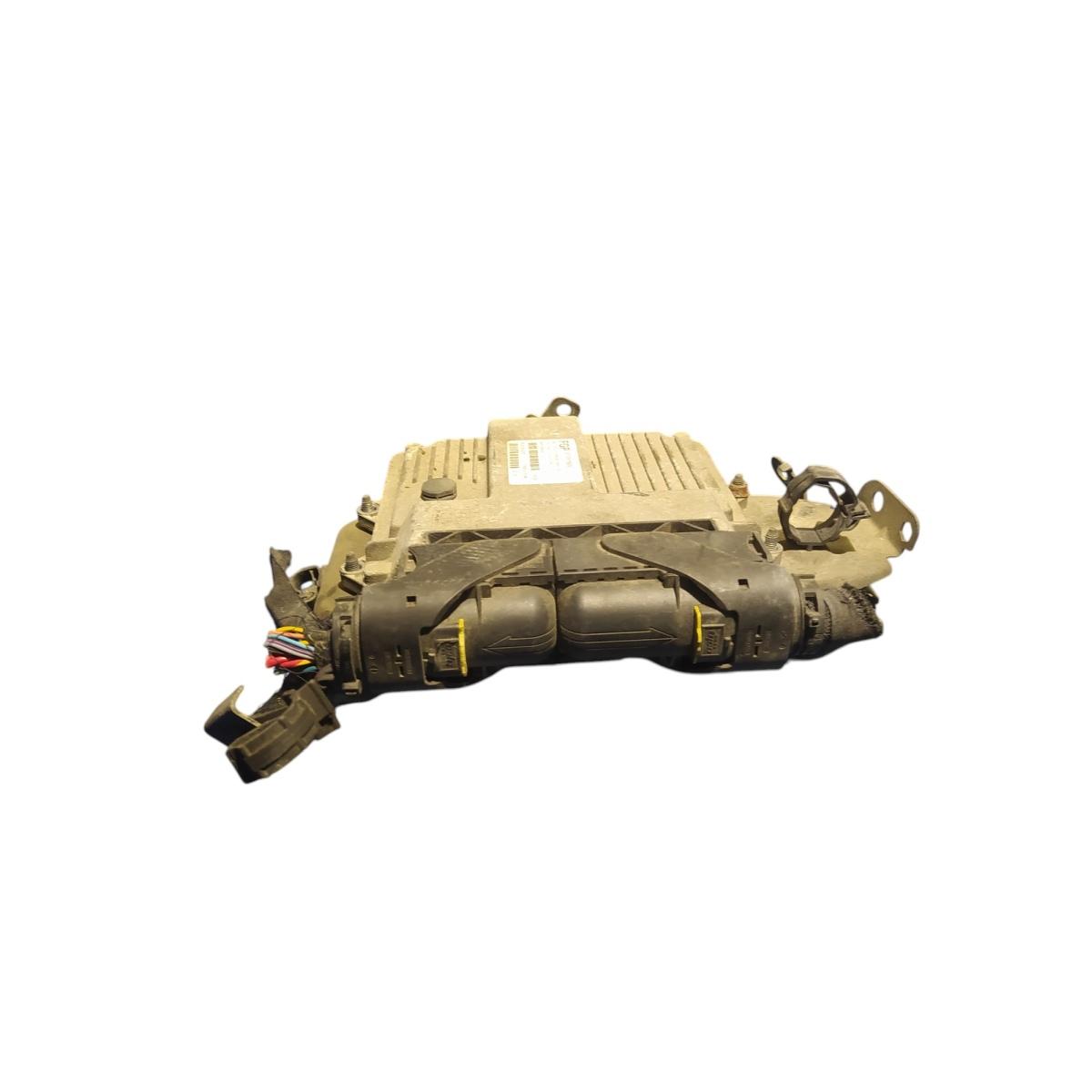 centralina motore  fiat grande punto 1.3 mtj  51781569<br /><br /><br />