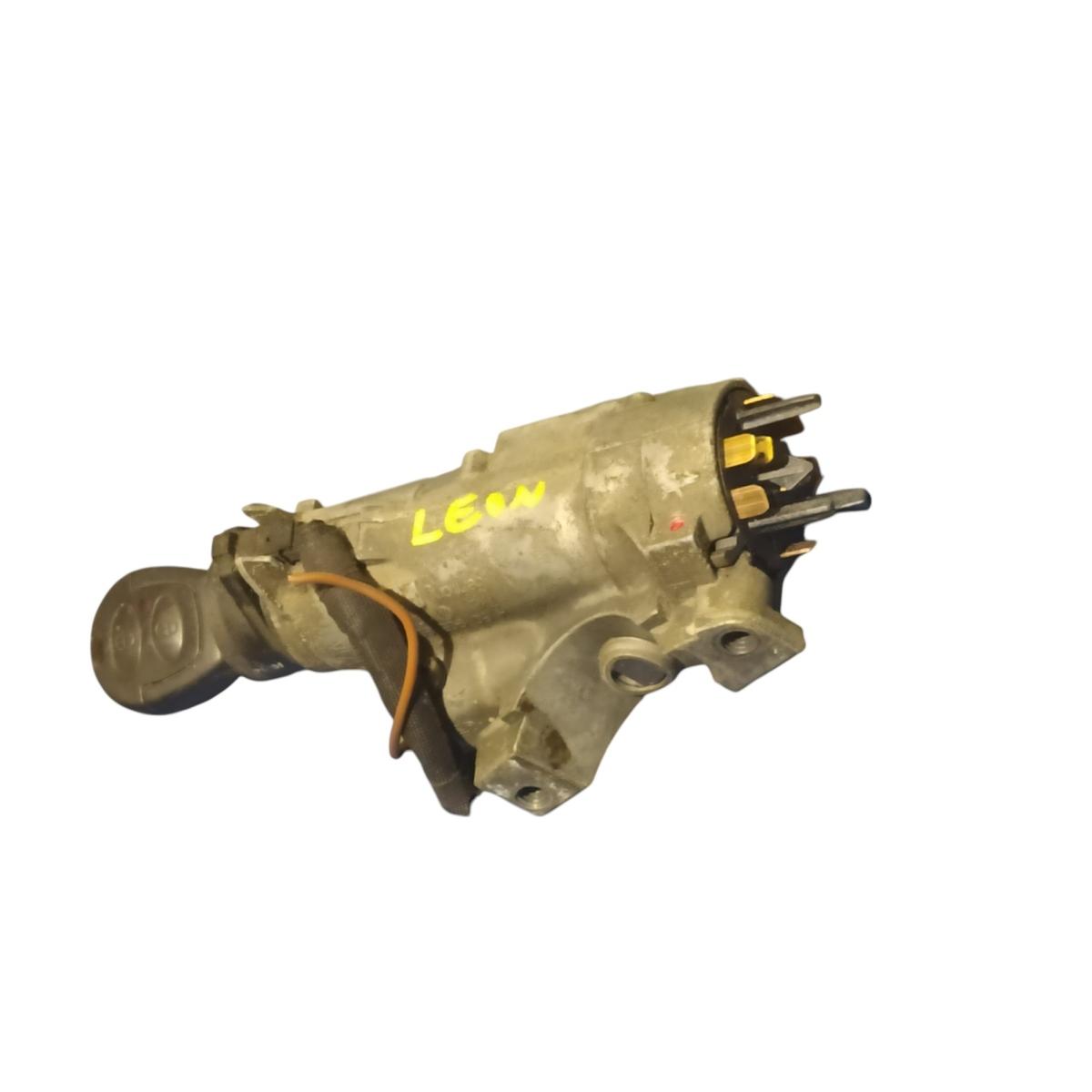 blocca  STERZO  SEAT  LEON    4B09058510<br /><br /><br />