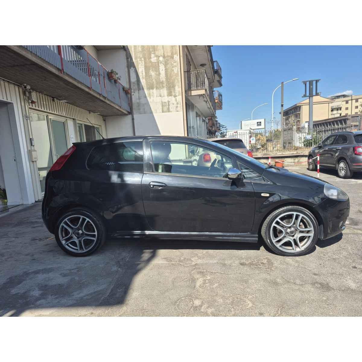 Fiat grande punto turbo jet 1400 bz 120cv auto introvabile in queste condizioni