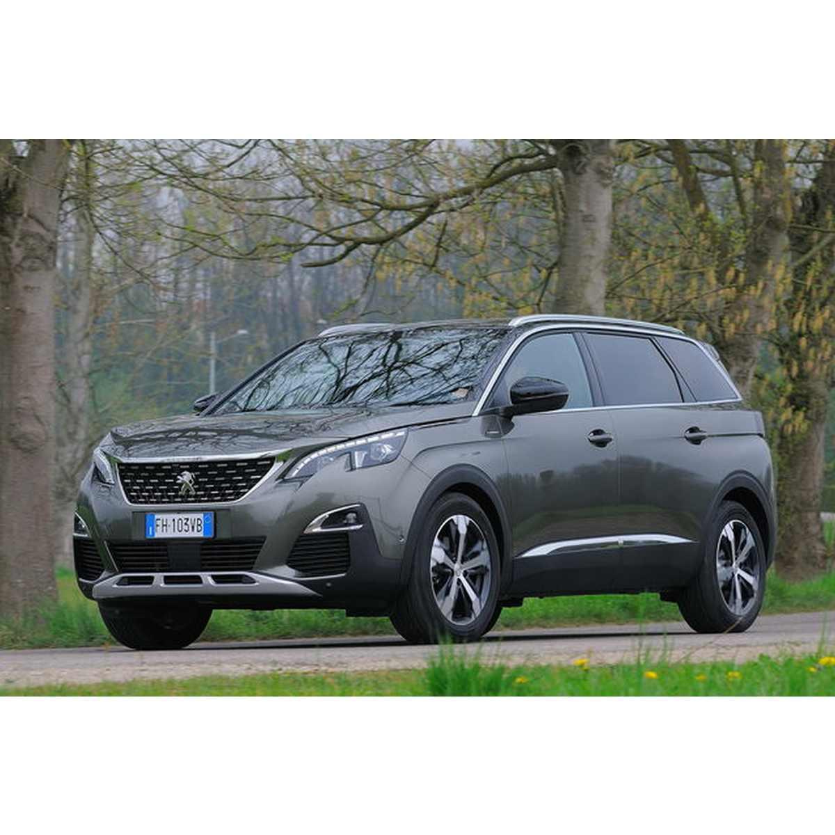 Deflettori PEUGEOT 5008 DAL 2017 IN SU