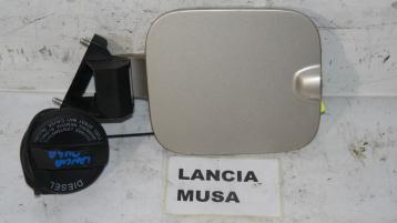 Lancia musa sportellino carburante