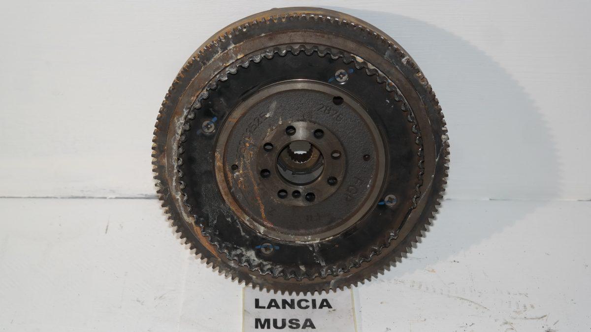 Lancia musa 1300 mtjet dal 2004 al 2007 volano