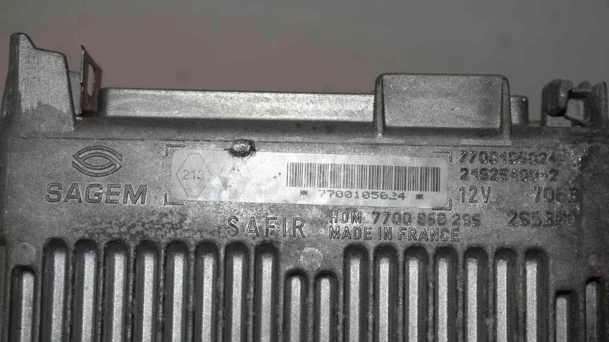 Renault twingo 7700105024 centralina motore sagem