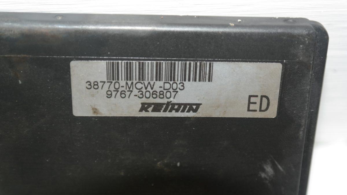 Honda vfr 800 centralina cod: 387770-mcw-d03  9767-306807