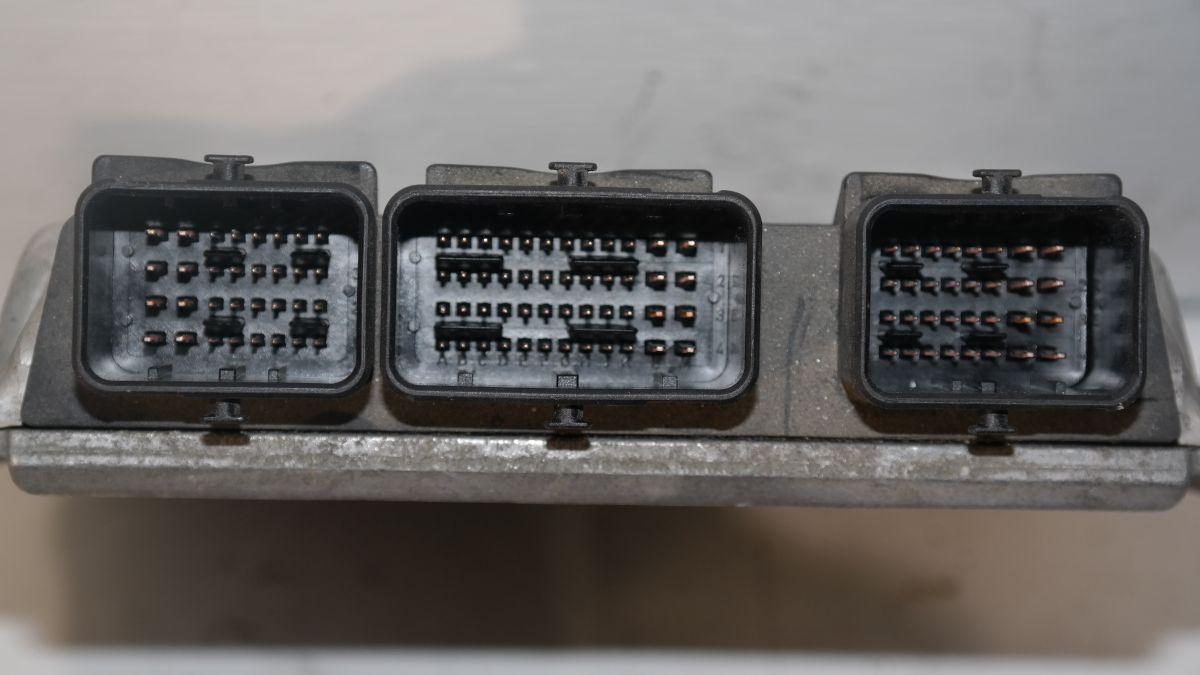 Lancia phedra 0281011334 centralina motore bosch