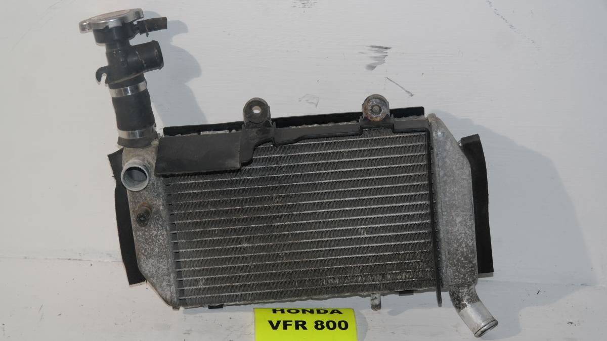 Honda vfr 800 dal 2001 al 2010 radiatore