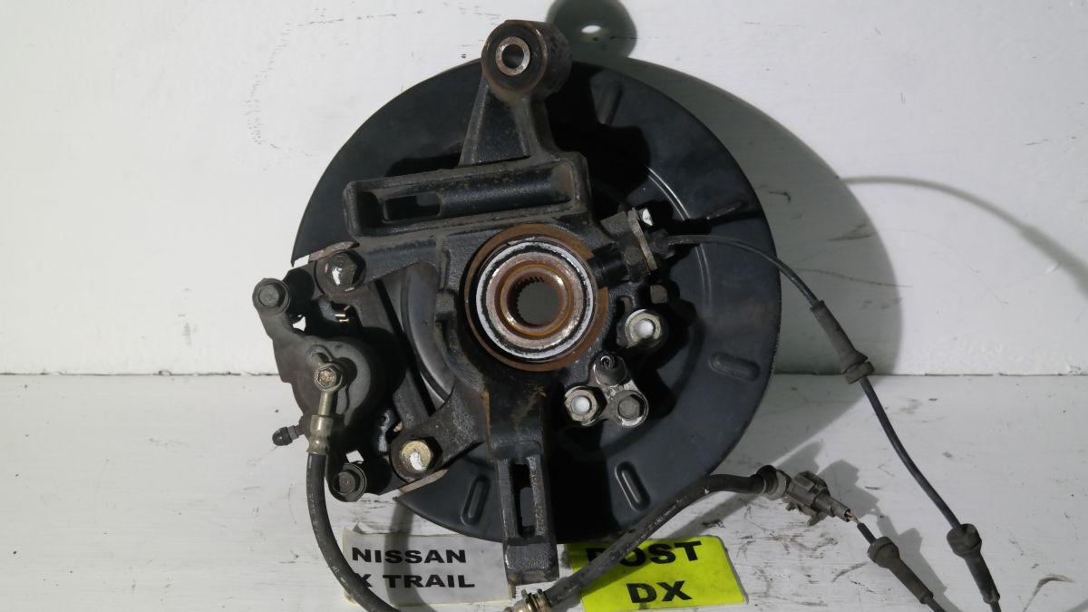 Nissan x-trail dal 2001 al 2006 montante posteriore dx