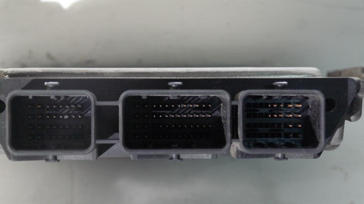 0281011390 RENAULT SCENIC 2a SERIE CENTRALINA MOTORE BOSCH